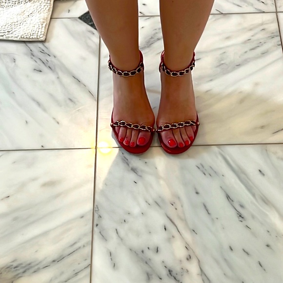 Gucci Heels - Picture 2 of 12